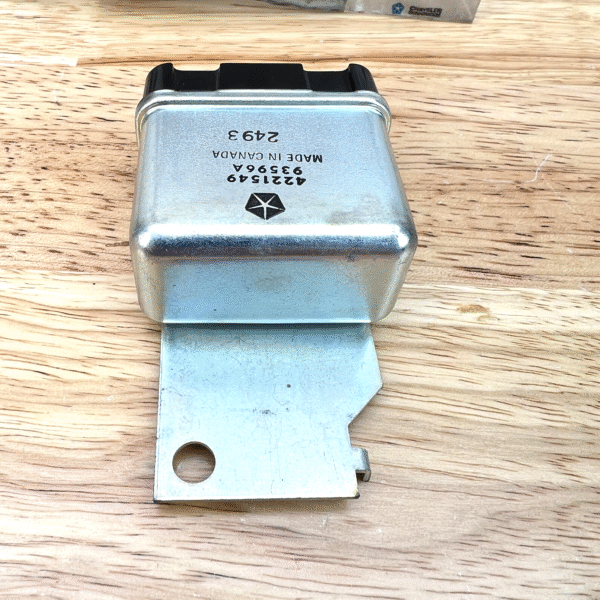 NOS A/C Cut-Out Relay 1984 Dodge Shelby Charger Air Conditioning Cut-Off 4221549 - Image 6