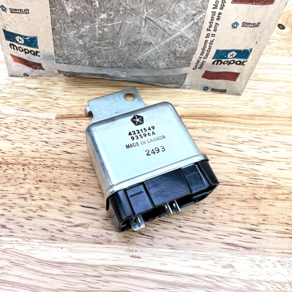 NOS A/C Cut-Out Relay 1984 Dodge Shelby Charger Air Conditioning Cut-Off 4221549