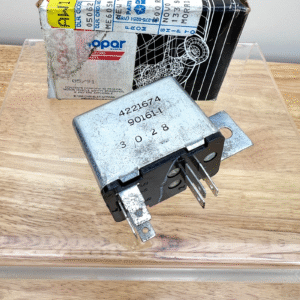 NOS Radiator Fan Relay 1987 Chrysler Dodge Plymouth Mopar 2.6L Cooling 4221674