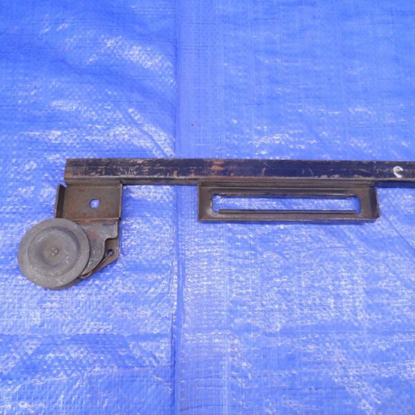 Rear Window Channel 1942 Plymouth Dodge DeSoto Chrysler Limo & 7 Pass LH 944743 - Image 4