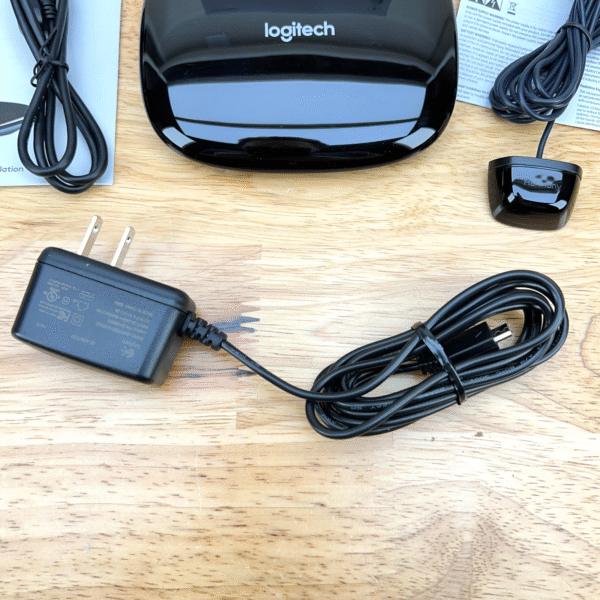 Logitech Harmony Hub Smartphone Control Excellent Condition MINT 915-000238 - Image 5