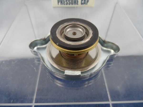 NOS Radiator Cap 1949-1950 Oldsmobile 6 Cylinder 1949-50 Pontiac All 4 PSI RC-2 - Image 9