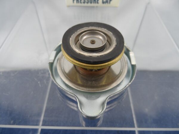 NOS Radiator Cap 1949-1950 Oldsmobile 6 Cylinder 1949-50 Pontiac All 4 PSI RC-2 - Image 10