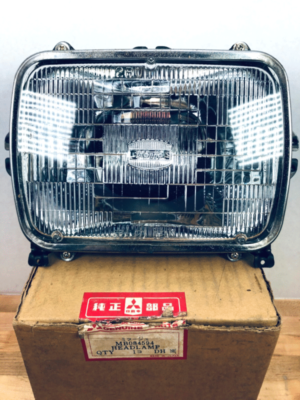 Headlight Assembly 1979-86 Dodge Colt 79-82 Plymouth Champ 79-80 Arrow MB084594