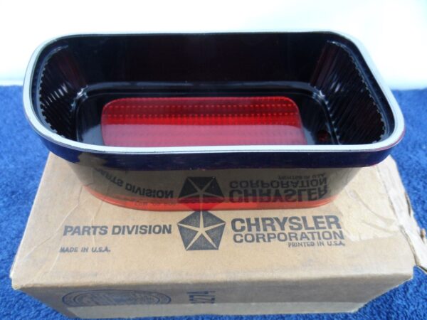 NOS Tail Light Lens 1972 Dodge Coronet 4 Door 72 Brake Stop Lamp Lite 3587218 - Image 3