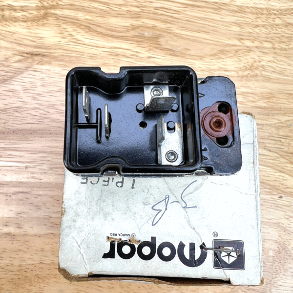 NOS Relay 4 Pin / Terminal 1982-1983 Chrysler Dodge Plymouth Jeep Mopar 5209974 - Image 8