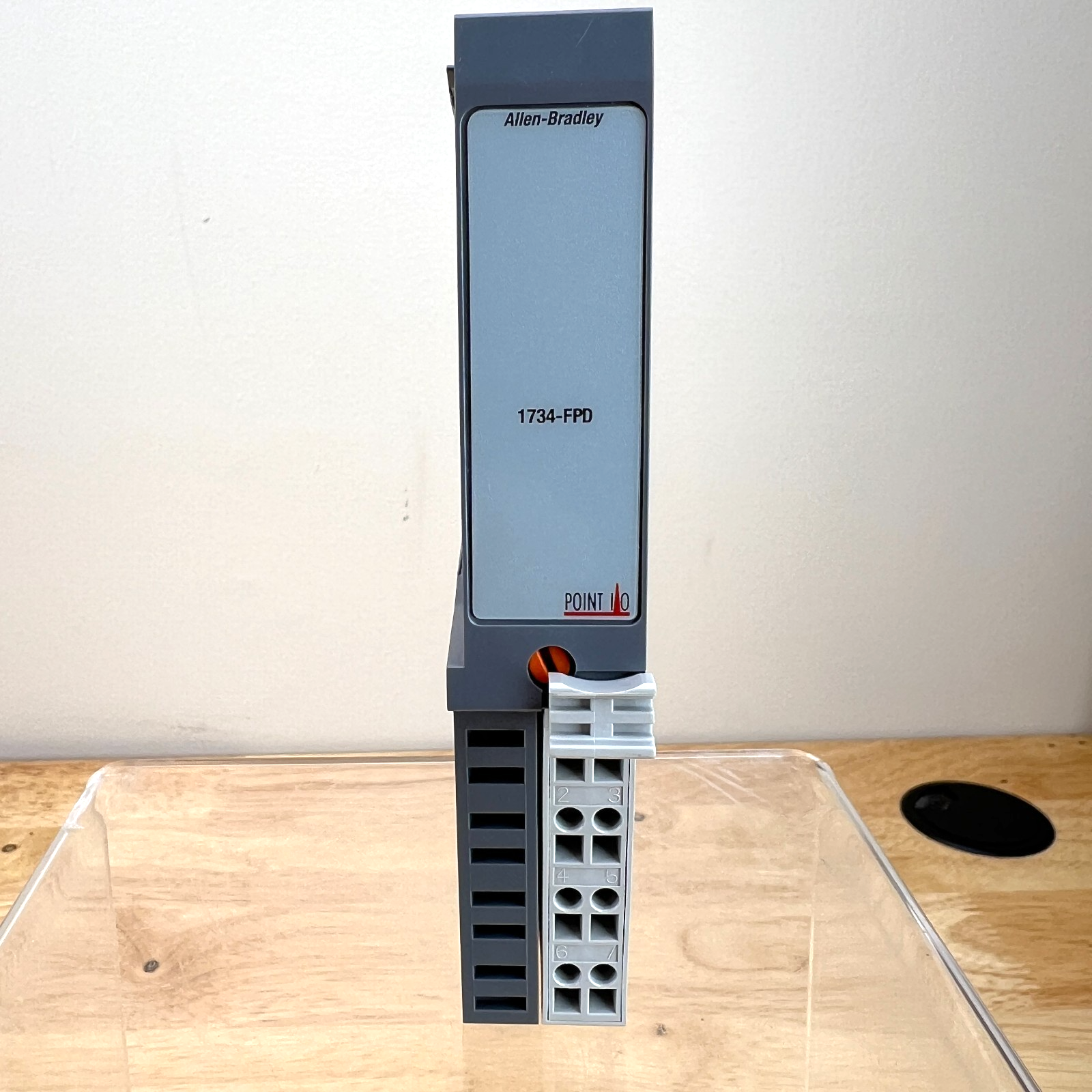 Allen-Bradley Point I/O Field Potential Distributor Module  1734-FPD Series B - Image 2