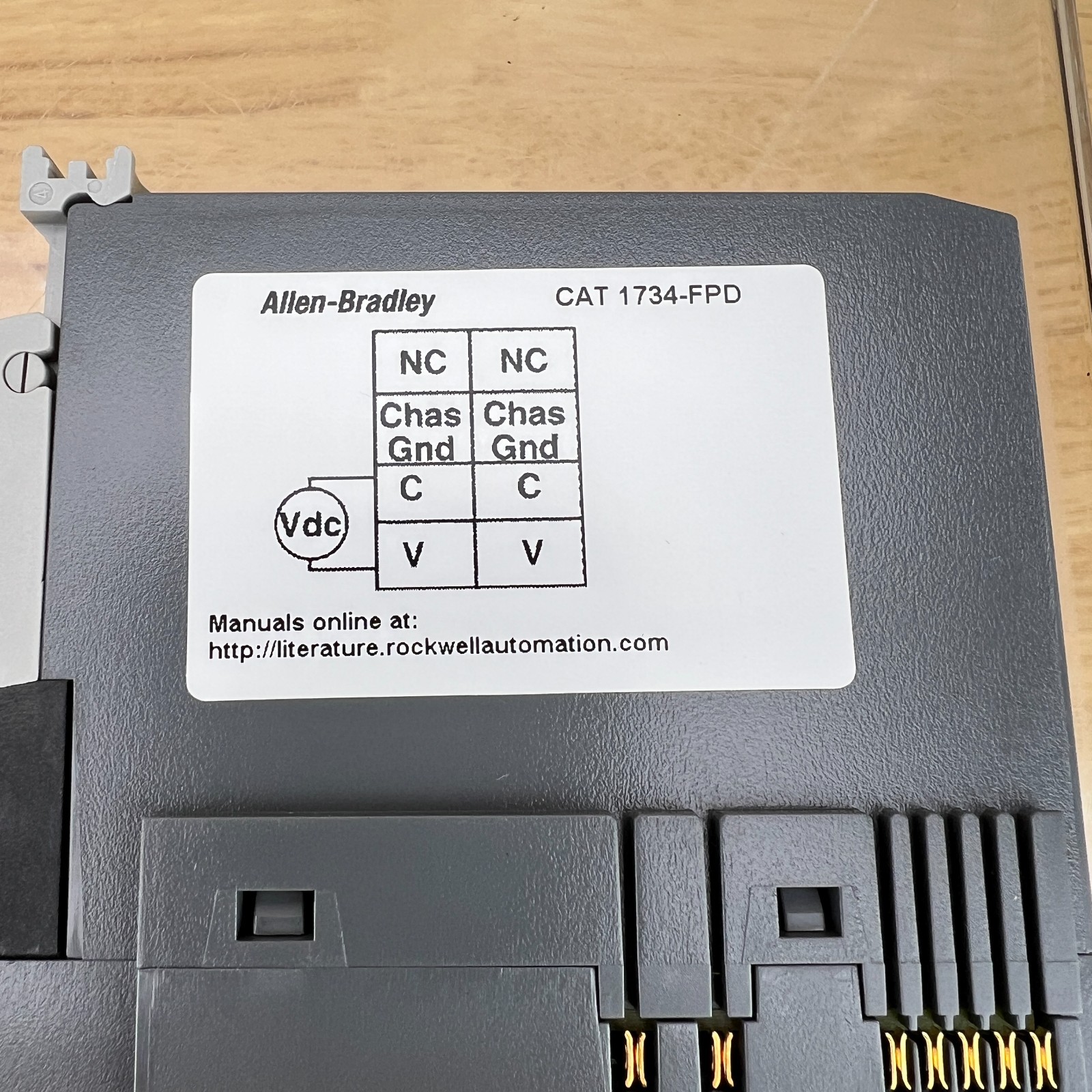 Allen-Bradley Point I/O Field Potential Distributor Module  1734-FPD Series B - Image 9