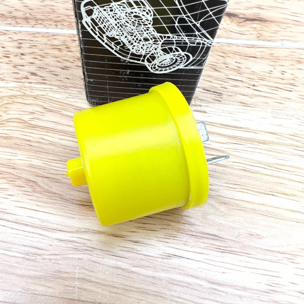 NOS Turn Signal Flasher 3 Bulb Yellow Jeep Chrysler Dodge Plymouth Mopar 3837162 - Image 3