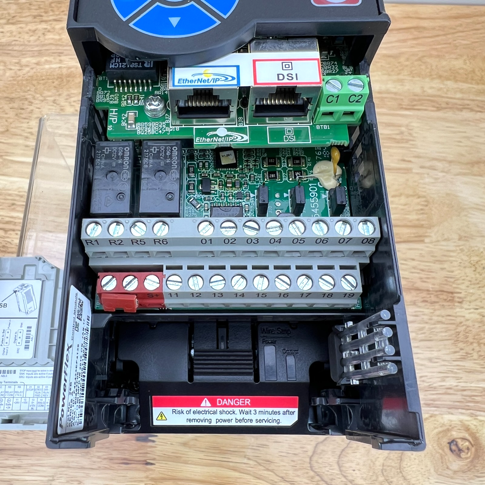 Allen-Bradley PowerFlex 525 VFD AC Drive 1.0HP 0.75kW 3 Phase 460V 25B-D2P3N104 - Image 8