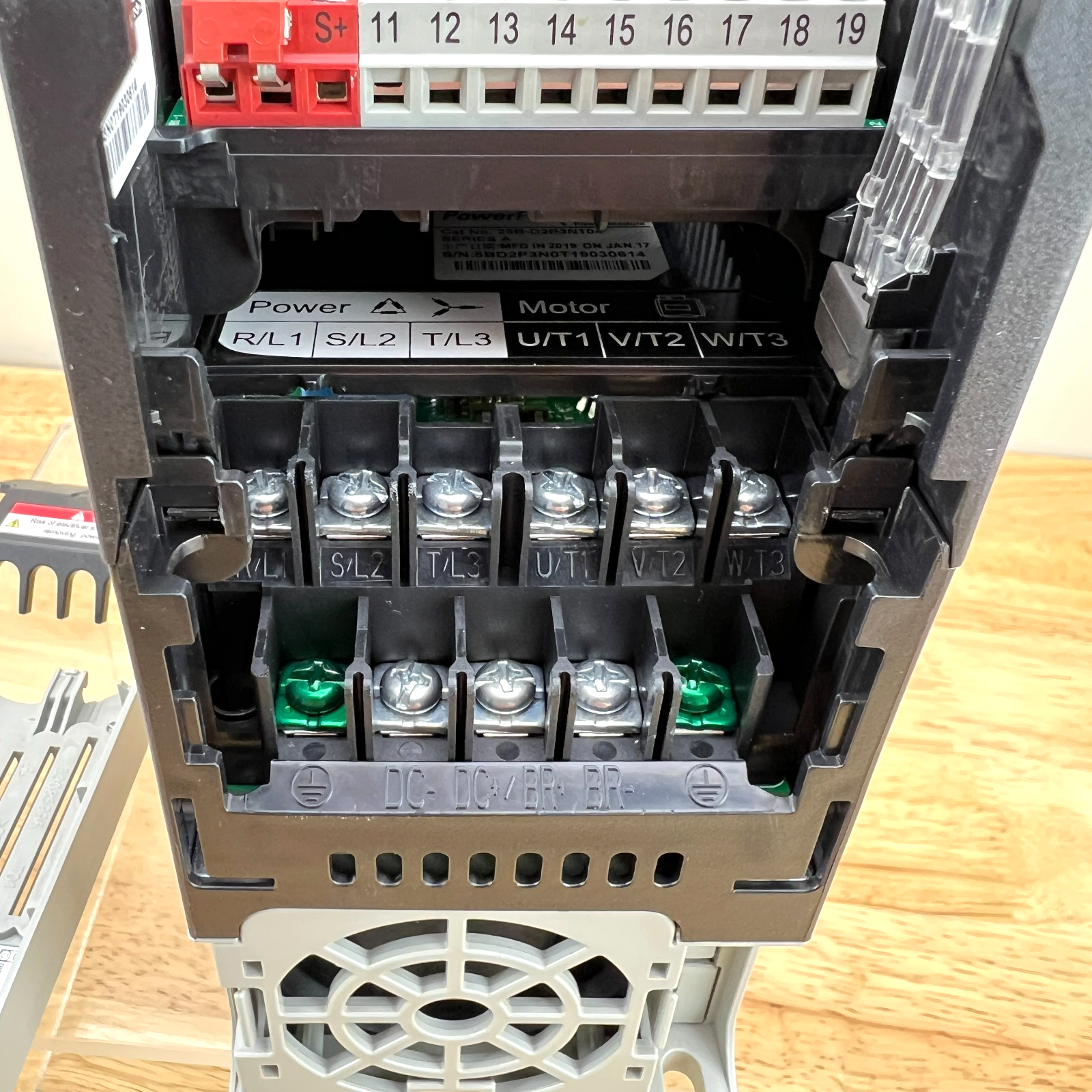 Allen-Bradley PowerFlex 525 VFD AC Drive 1.0HP 0.75kW 3 Phase 460V 25B-D2P3N104 - Image 9