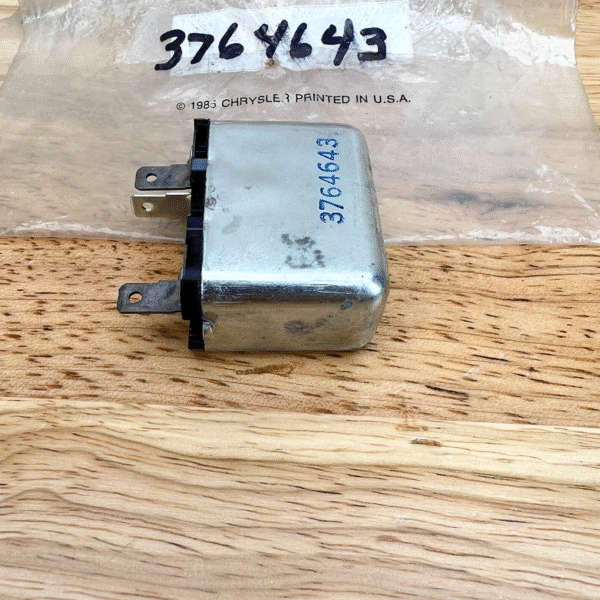 NOS Horn Relay 1974-1976 Newport New Yorker T&C Monaco Fury C-Body Mopar 3764643 - Image 6