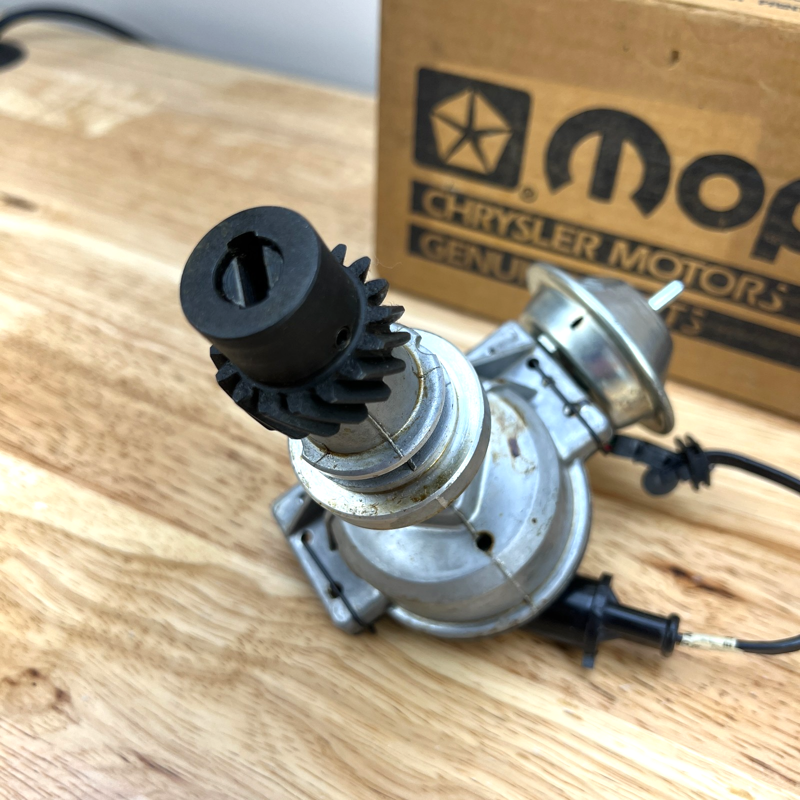 NOS Distributor Assembly 1980-83 Dodge Omni Plymouth Horizon 1.7L Mopar 4318111 - Image 12